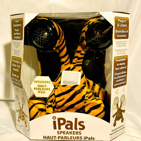 ipals Other - BNIB collectible iPals Leaopard print speaker